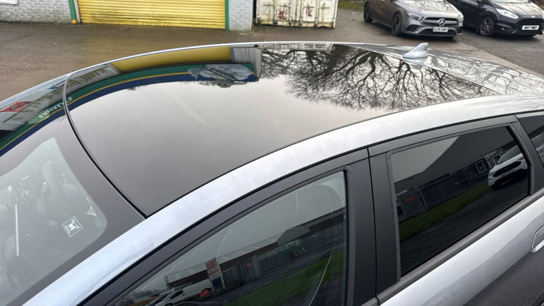 BYD Dolphin 150kW Design 60.4kWh 5dr Auto Electric Hatchback